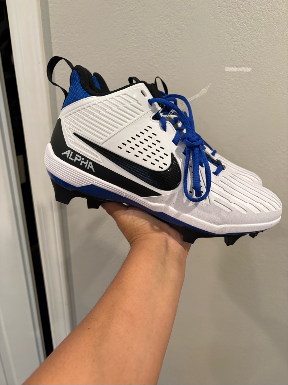 Nike Alpha Menace Strong Men's Football Cleats Size 10 II5139-101 White/Blue New - Picture 2 of 13